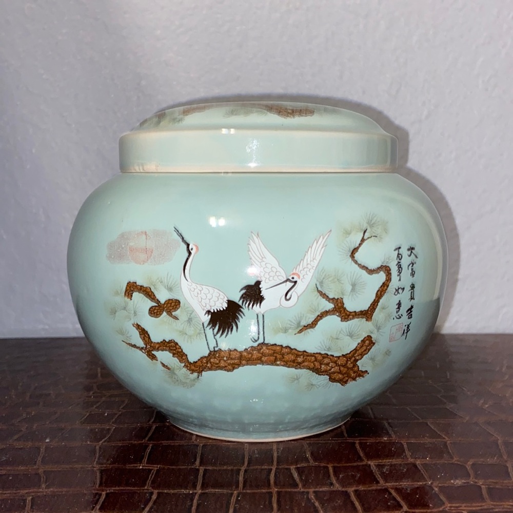 Oriental Green Ginger Jar with White Cranes